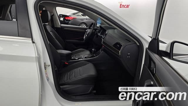 Volkswagen Jetta 2020 — Photo 14/20