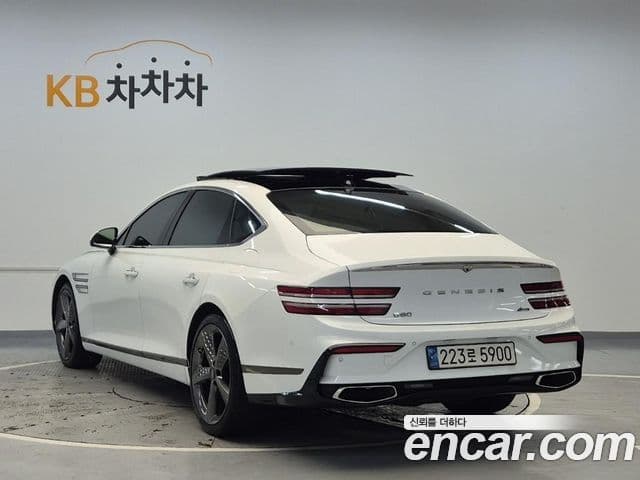 Genesis G80 2022 — Şəkil 18/20