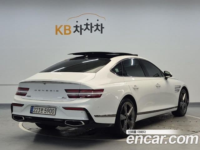 Genesis G80 2022 — Şəkil 12/20