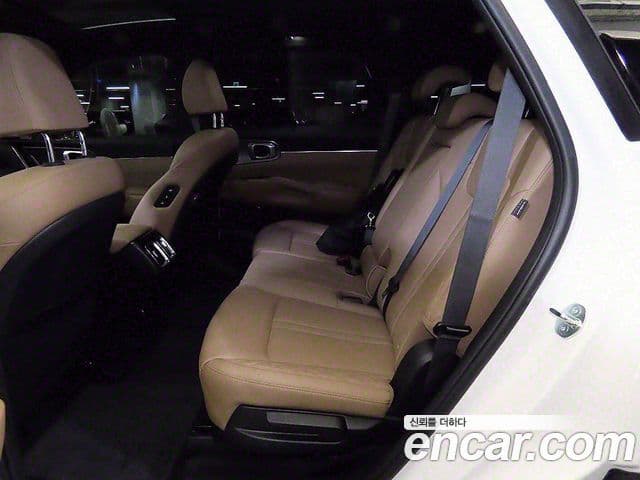 Kia Sorento 2023 — Şəkil 10/20