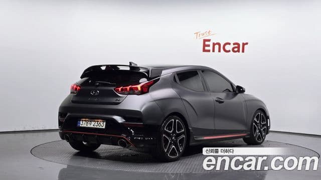 Hyundai Veloster 2021 — ფოტო 6/20