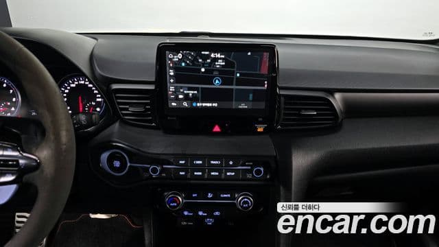 Hyundai Veloster 2021 — ფოტო 17/20