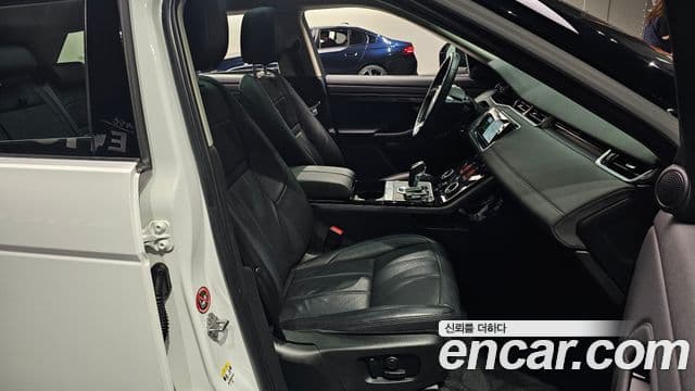 Land Rover Range Rover Evoque 2019 — Şəkil 10/20