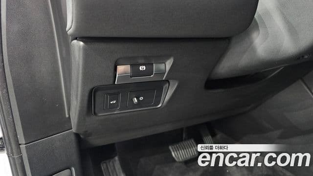 Land Rover Range Rover Evoque 2019 — Şəkil 16/20