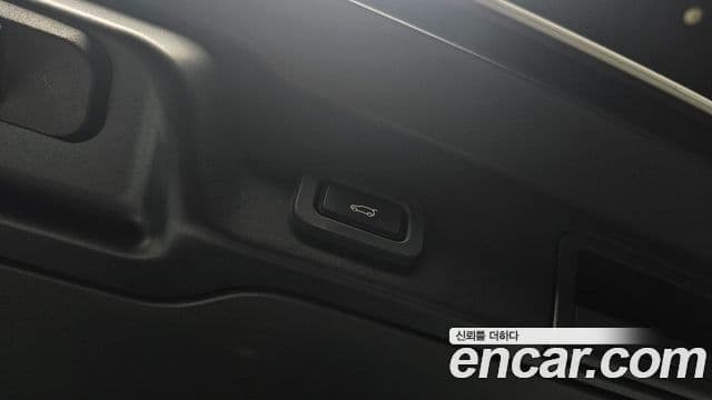 Land Rover Range Rover Evoque 2019 — Şəkil 18/20