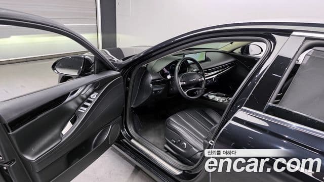 Genesis Electrified G80 2021 — Şəkil 10/20