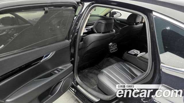 Genesis Electrified G80 2021 — Şəkil 11/20