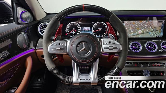 Mercedes-Benz E-Class 2018 — ფოტო 13/20