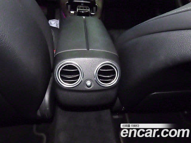Mercedes-Benz E-Class 2019 — Şəkil 19/20