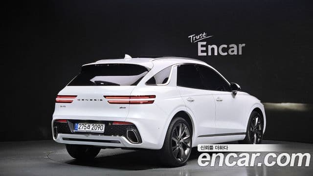 Genesis GV70 2021 — Photo 15/20