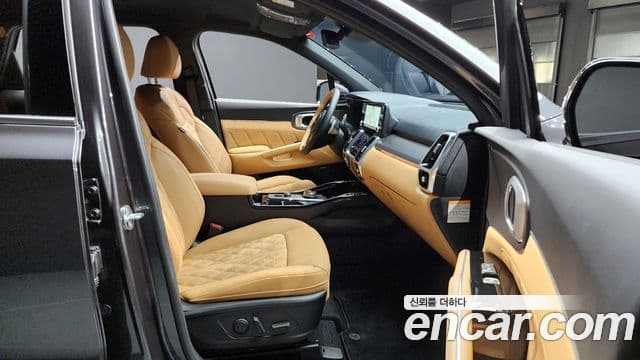 Kia Sorento 2023 — Şəkil 10/20