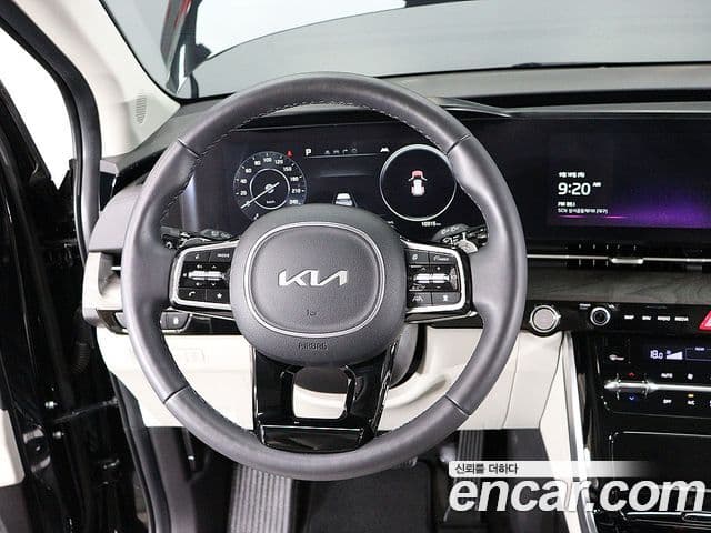 Kia Carnival 2023 — Şəkil 7/20