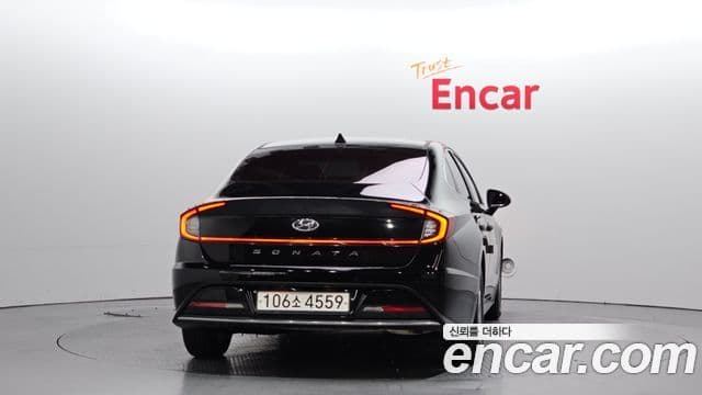 Hyundai Sonata Hybrid 2019 — ფოტო 15/20