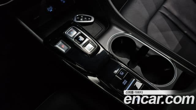 Hyundai Sonata Hybrid 2019 — ფოტო 13/20