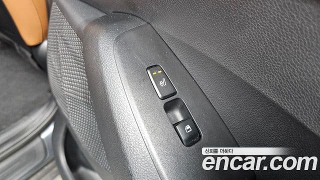 Kia Seltos 2022 — Şəkil 19/20
