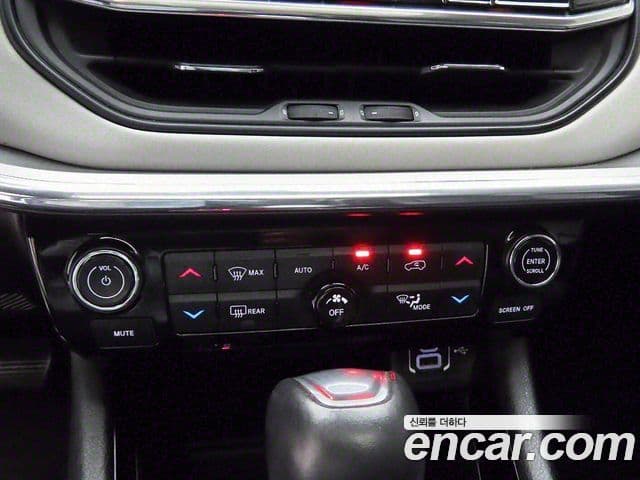 Jeep Compass 2022 — Şəkil 9/20