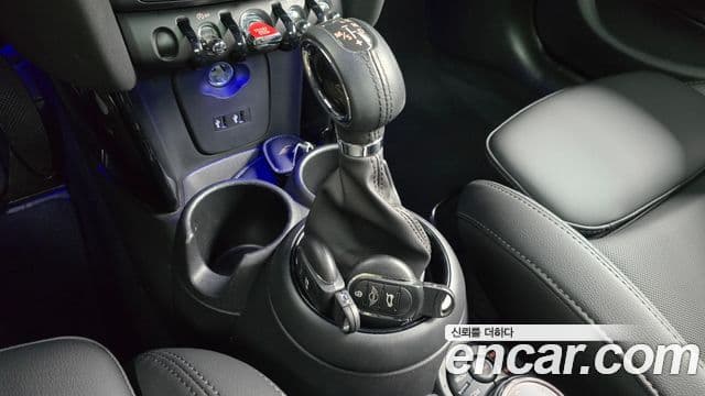 Mini Cooper 2019 — Şəkil 9/20
