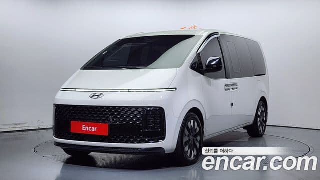 Hyundai Staria 2023 — Şəkil 1/20