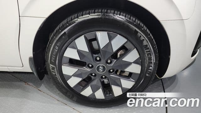 Hyundai Staria 2023 — Şəkil 5/20