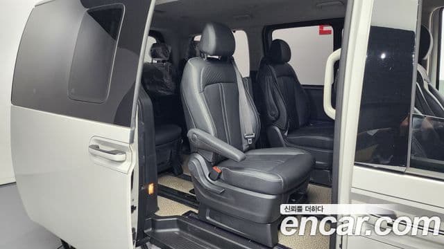 Hyundai Staria 2023 — Şəkil 12/20