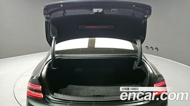 Genesis G80 2020 — Photo 17/20