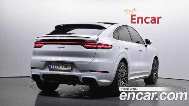 Porsche Cayenne 2021 — Şəkil 15/20