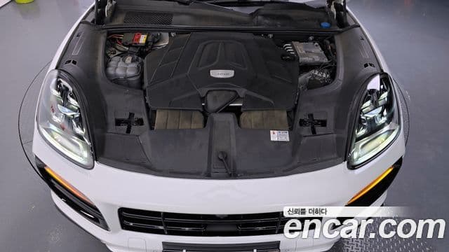 Porsche Cayenne 2021 — Şəkil 11/20