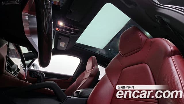 Porsche Cayenne 2021 — Şəkil 14/20