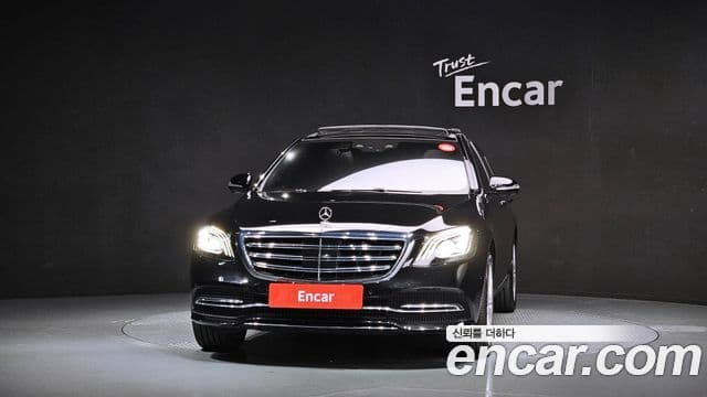 Mercedes-Benz S-Class 2019 — Photo 7/20