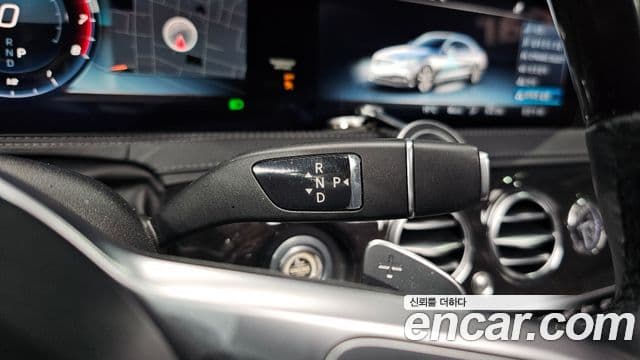 Mercedes-Benz S-Class 2019 — Photo 10/20