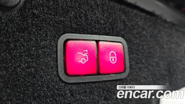 Mercedes-Benz S-Class 2019 — Photo 19/20