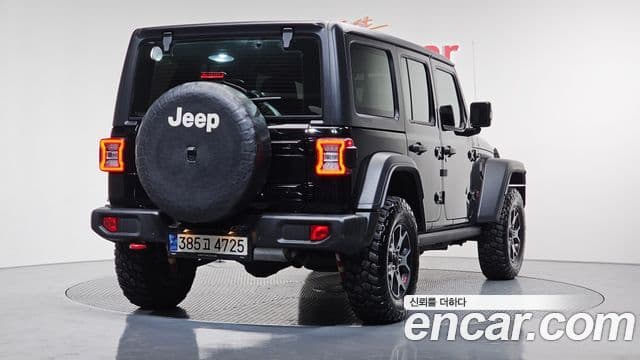 Jeep Wrangler 2021 — Şəkil 2/20