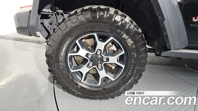 Jeep Wrangler 2021 — фото 5 из 20