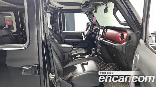 Jeep Wrangler 2021 — Şəkil 11/20