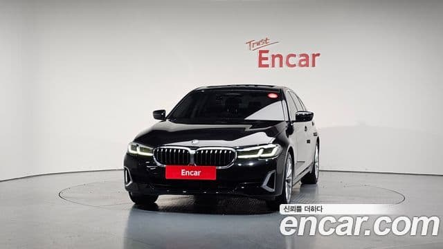 BMW 5 Series 2020 — ფოტო 3/20