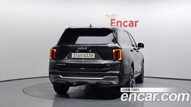 Kia Sorento 2024 — ფოტო 4/20