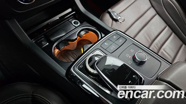 Mercedes-Benz GLE-Class 2019 — Şəkil 1/20