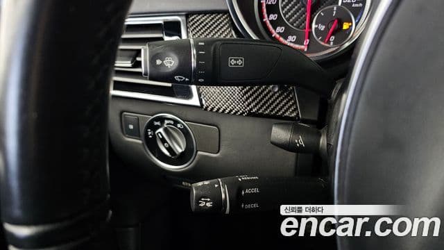 Mercedes-Benz GLE-Class 2019 — Şəkil 11/20