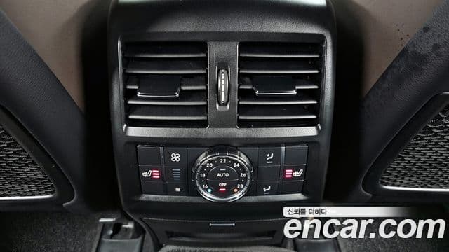Mercedes-Benz GLE-Class 2019 — Şəkil 16/20
