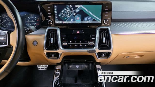 Kia Sorento 2022 — Şəkil 14/20