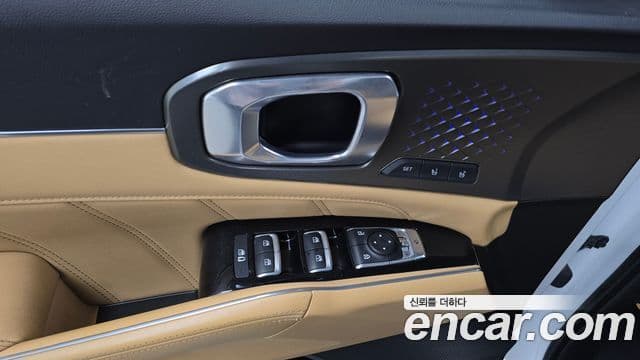 Kia Sorento 2022 — Şəkil 17/20