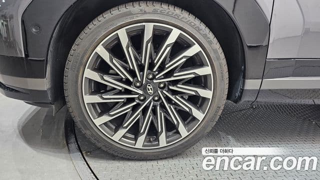 Hyundai Santa Fe 2023 — Şəkil 5/20