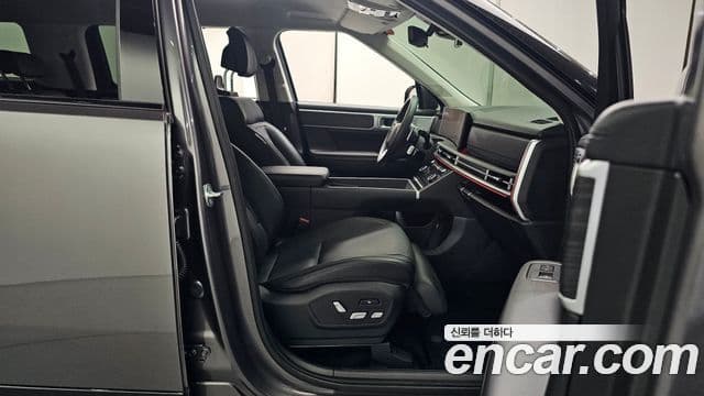 Hyundai Santa Fe 2023 — Şəkil 10/20