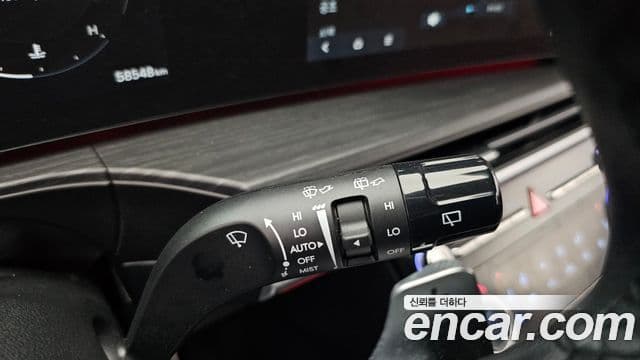 Hyundai Santa Fe 2023 — Şəkil 16/20
