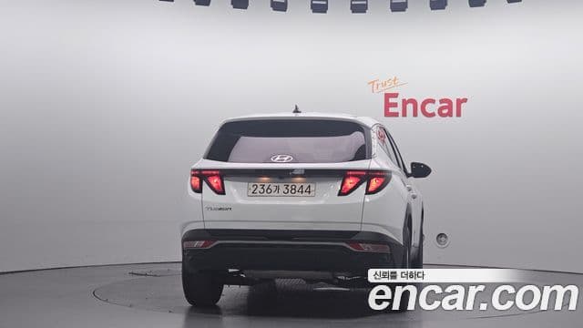 Hyundai Tucson Hybrid 2022 — Photo 1/20