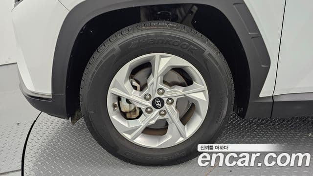 Hyundai Tucson Hybrid 2022 — Photo 13/20