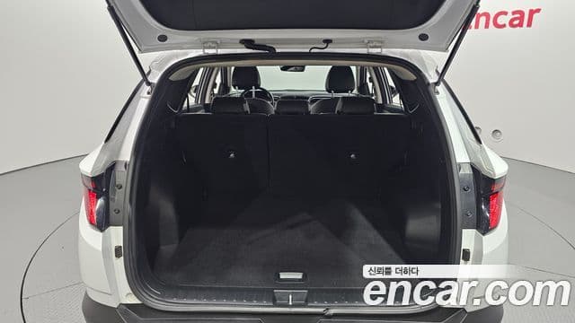 Hyundai Tucson Hybrid 2022 — Photo 8/20