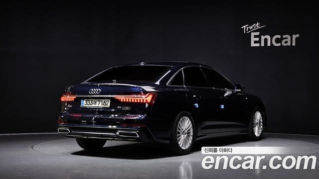 Audi A6 2020 — Фото 2/20