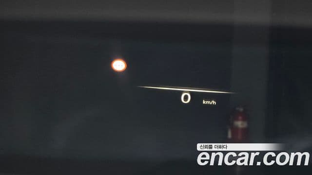 Genesis G90 2022 — ფოტო 19/20