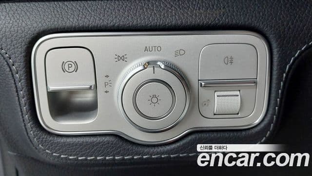 Mercedes-Benz GLS-Class 2021 — Фото 17/20